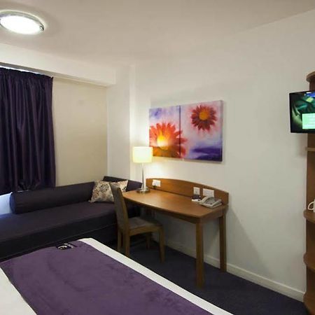 Premier Inn Greenock Exterior photo